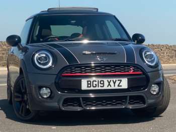 2019 (19) - 2.0 Cooper S Sport II Auto 3dr - Pan Roof & Harman Kardon & Apple CarPlay
