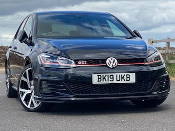 Used Volkswagen Golf 2019 for sale - 78546131: Photo