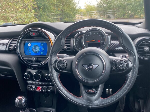Used MINI Hatch 2019 for sale - 76149846: Photo 21
