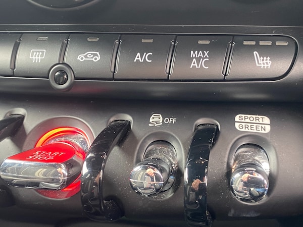 Used MINI Hatch 2019 for sale - 76149846: Photo 26