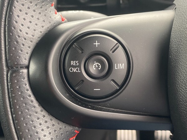 Used MINI Hatch 2019 for sale - 76149846: Photo 27