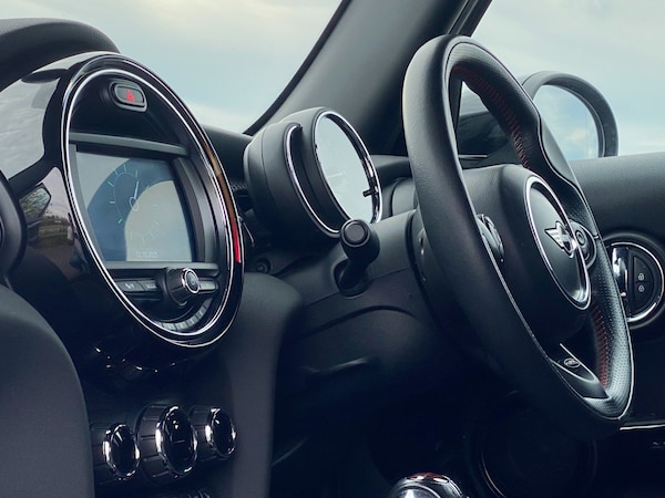 Used MINI Hatch 2019 for sale - 76149846: Photo 37