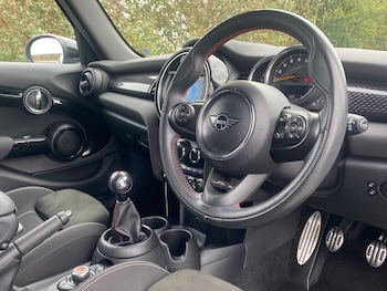 Used MINI Hatch 2019 for sale - 76149846: Photo 4