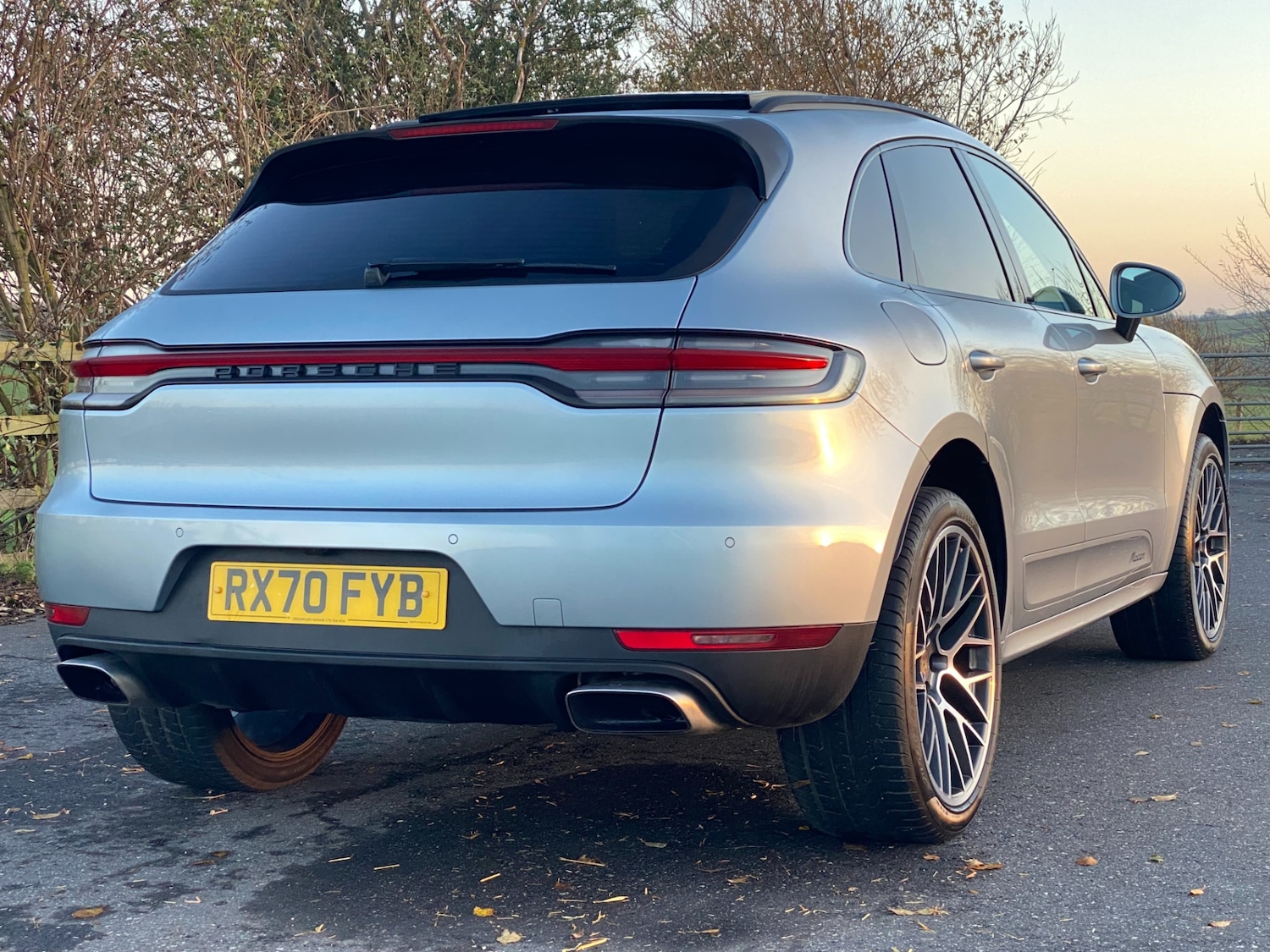 Used Porsche Macan 2020 for sale - 76800773: Photo 18