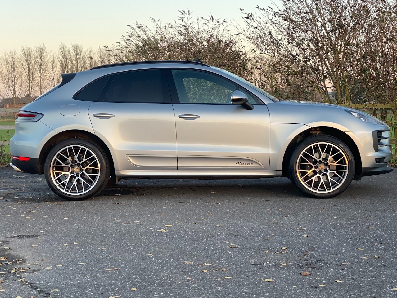 Used Porsche Macan 2020 for sale - 76800773: Photo 19
