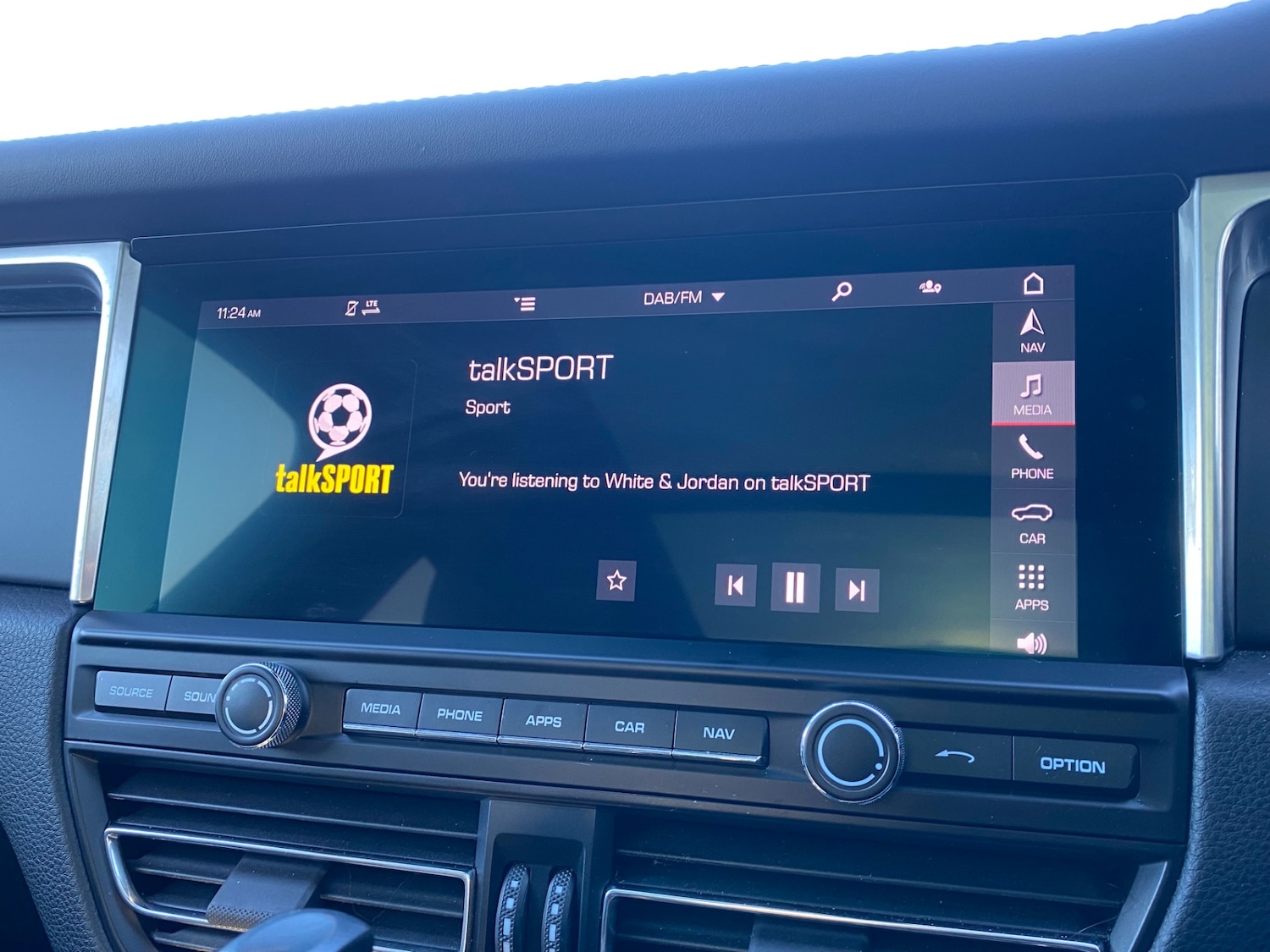 Used Porsche Macan 2020 for sale - 76800773: Photo 25