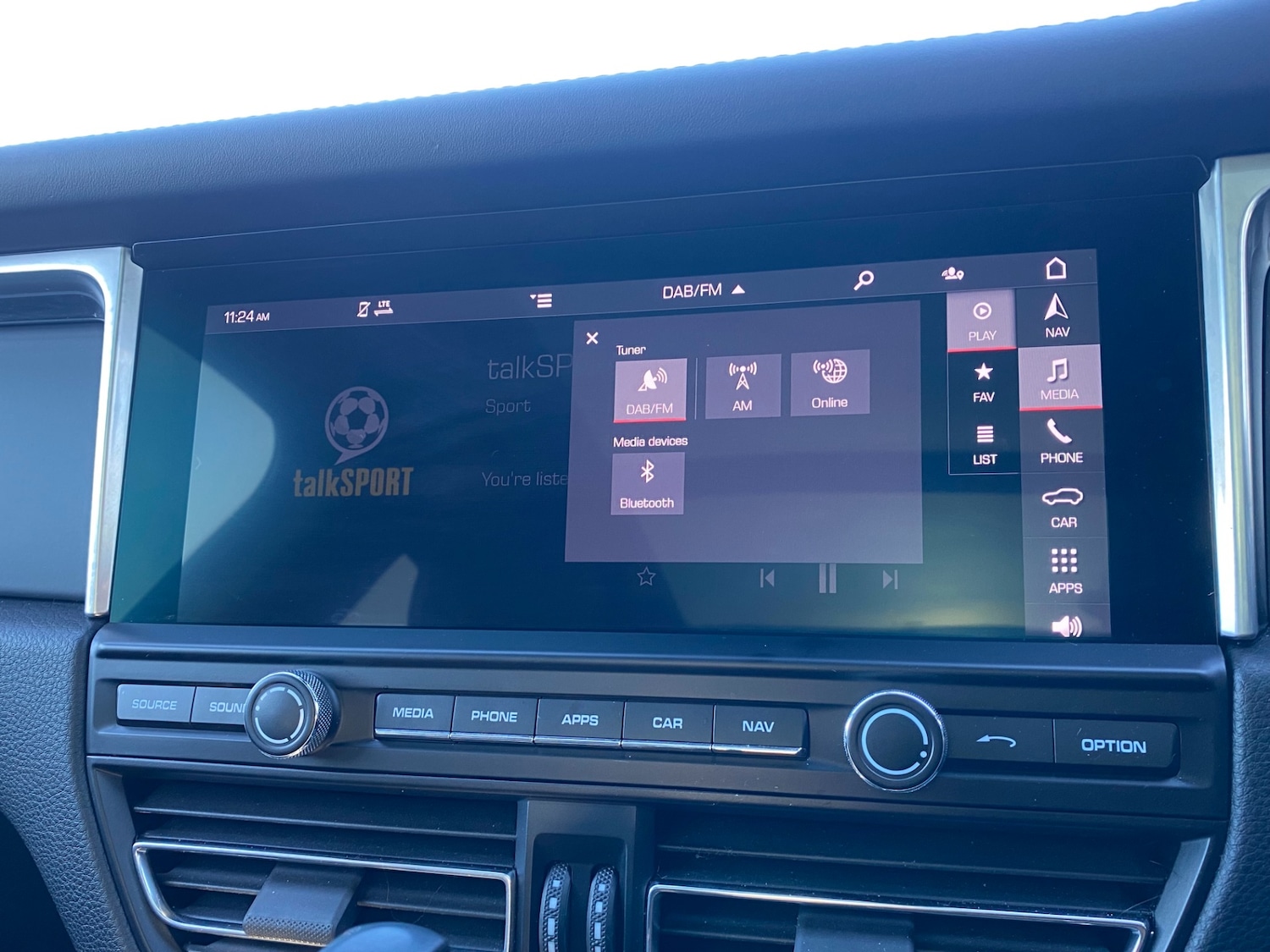 Used Porsche Macan 2020 for sale - 76800773: Photo 41