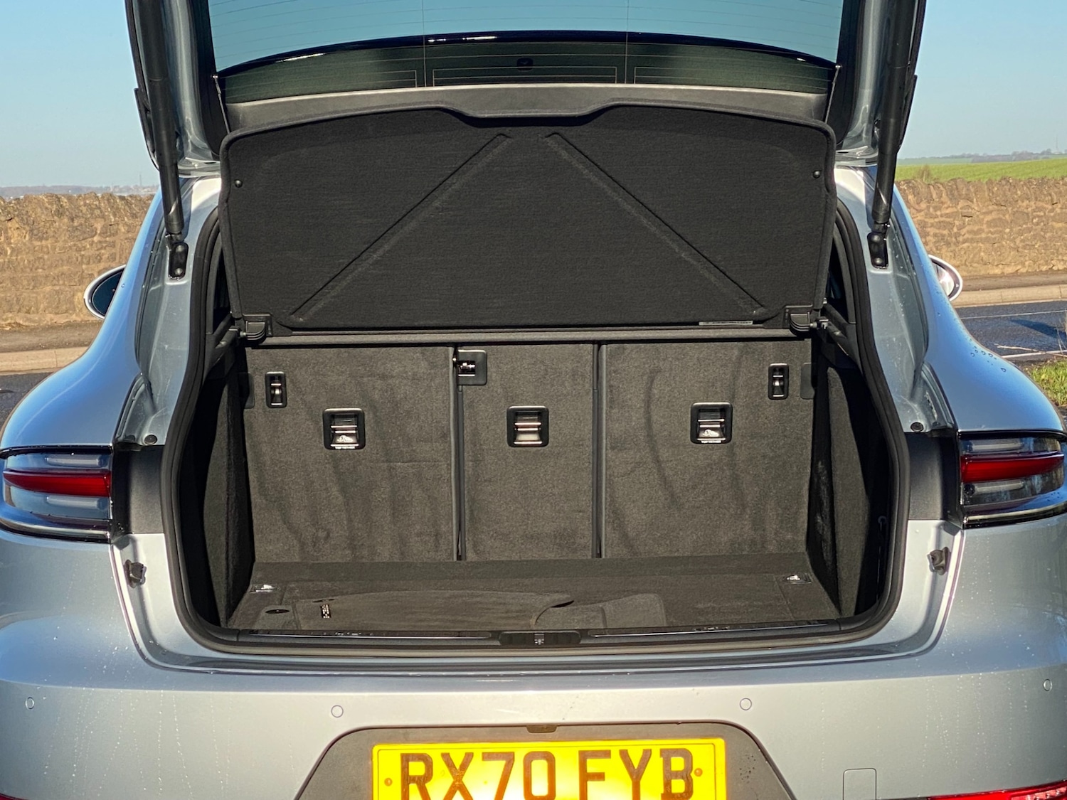 Used Porsche Macan 2020 for sale - 76800773: Photo 47