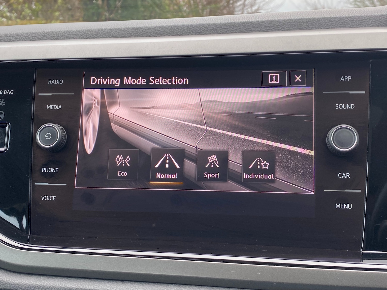 Used Volkswagen Polo 2018 for sale - 77704334: Photo 14