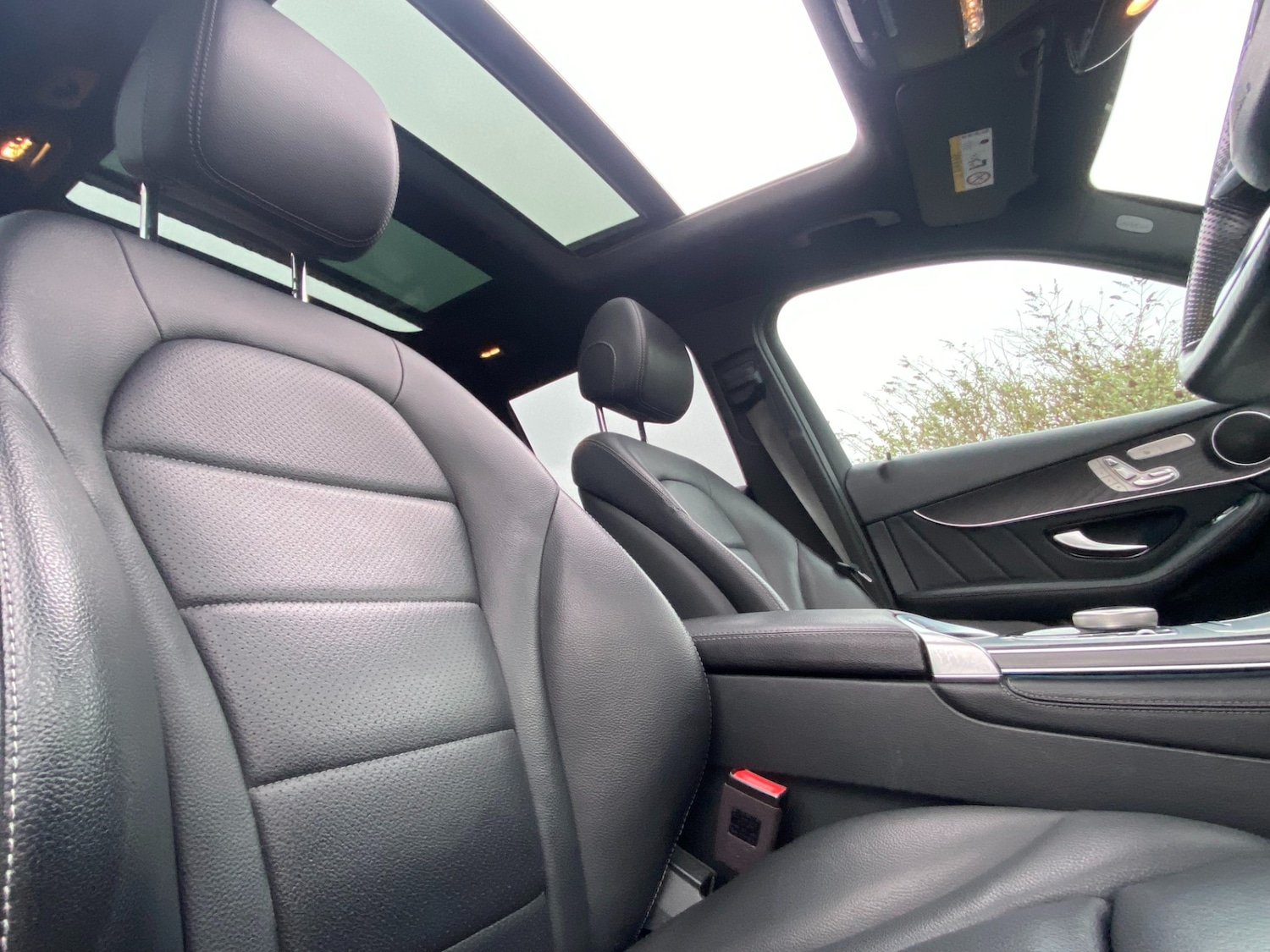 Used Mercedes-Benz GLC 2018 for sale - 77781568: Photo 25