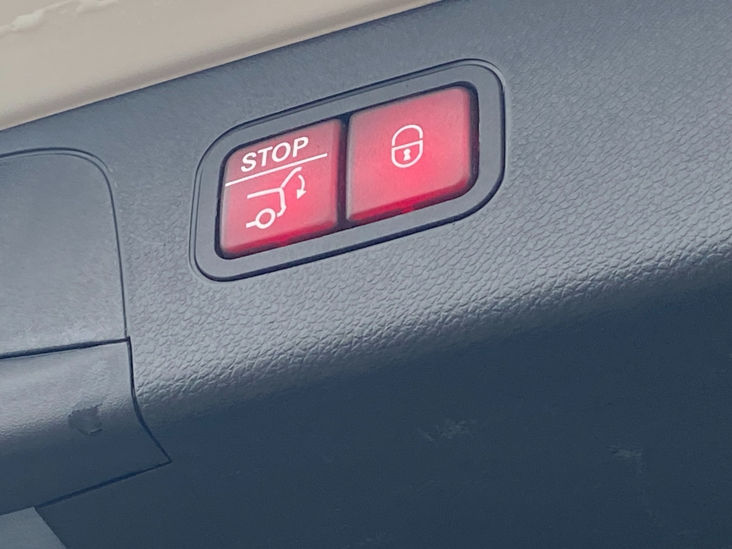 Used Mercedes-Benz GLC 2018 for sale - 77781568: Photo 46