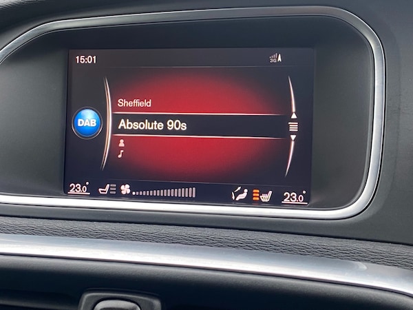 Used Volvo V40 2019 for sale - 76305829: Photo 10