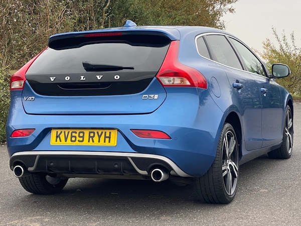 Used Volvo V40 2019 for sale - 76305829: Photo 16