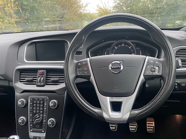 Used Volvo V40 2019 for sale - 76305829: Photo 20