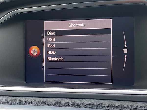 Used Volvo V40 2019 for sale - 76305829: Photo 22