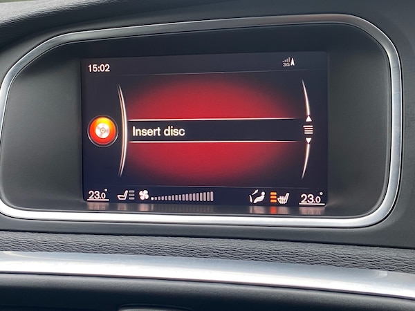 Used Volvo V40 2019 for sale - 76305829: Photo 24