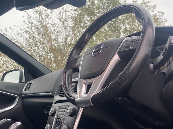 Used Volvo V40 2019 for sale - 76305829: Photo 34