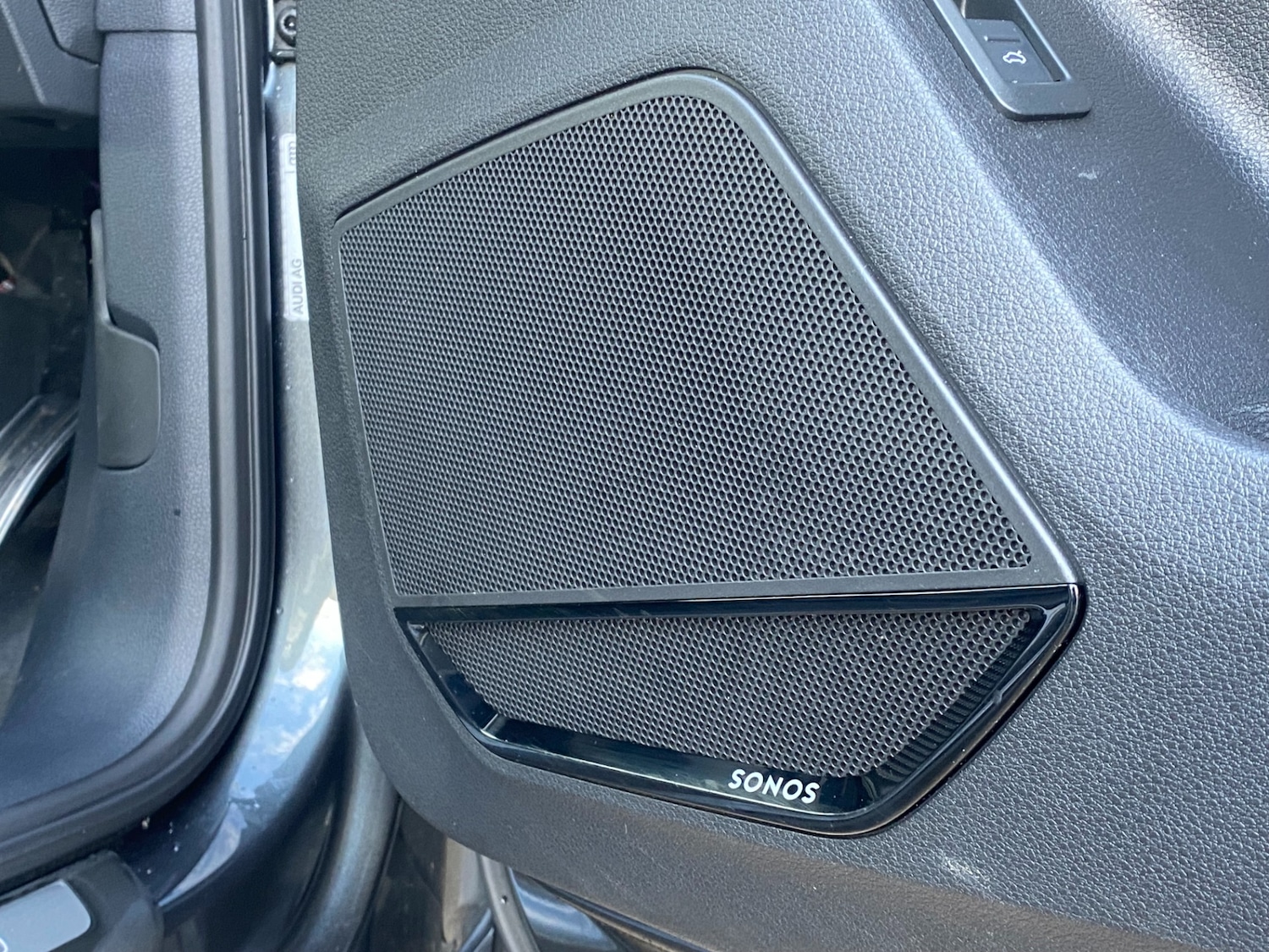 Used Audi Q3 2022 for sale - 76174290: Photo 28