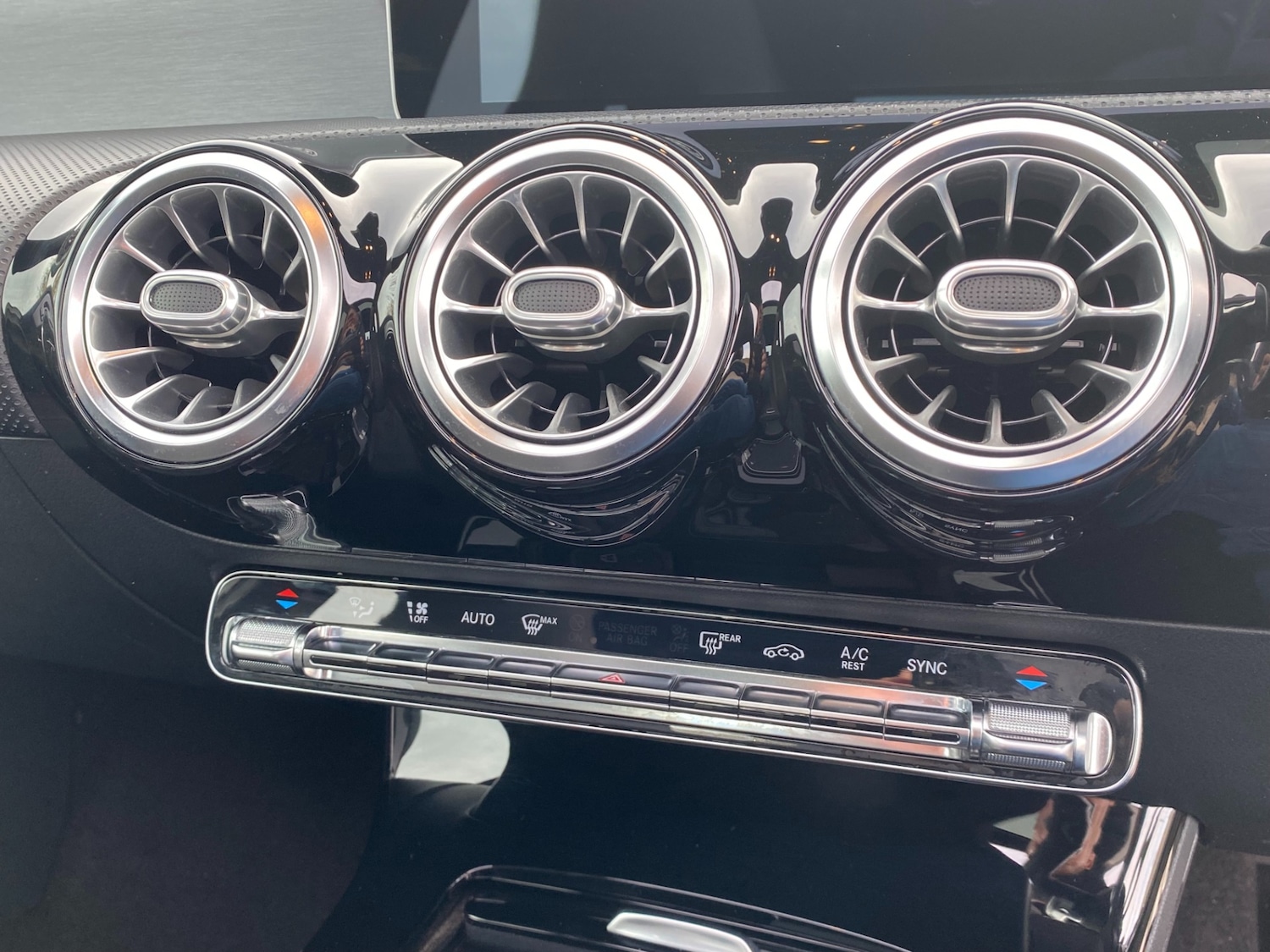 Used Mercedes-Benz A-Class 2019 for sale - 77632688: Photo 27