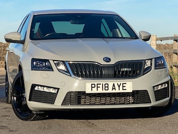 2018 (18) - 2.0 TDI vRS DSG 5dr - Apple CarPlay & Sat Nav & Parking Sensors