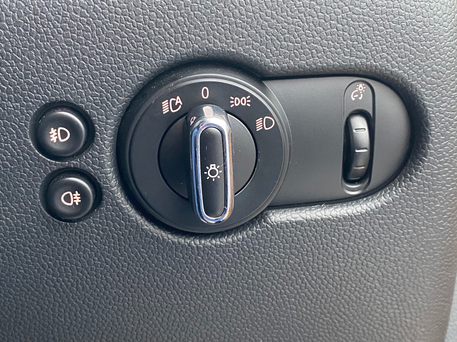 Used MINI Hatch 2017 for sale - 77236980: Photo 23