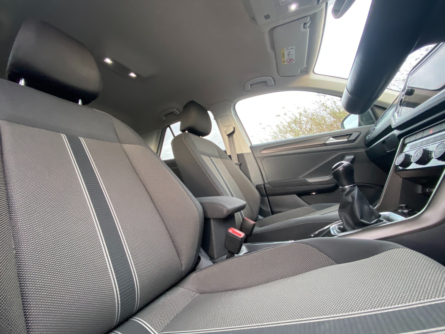 Used Volkswagen T-Roc 2018 for sale - 77632613: Photo 22