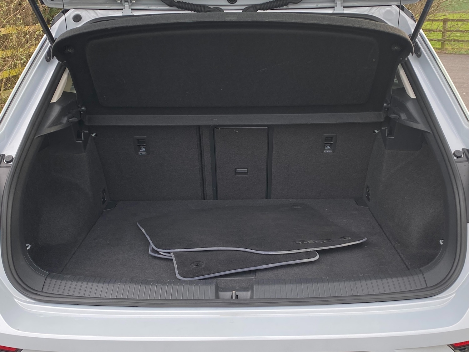 Used Volkswagen T-Roc 2018 for sale - 77632613: Photo 43