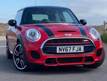 2017 (67) - 2.0 John Cooper Works Auto 3dr - Apple CarPlay & Media XL & Cruise Control