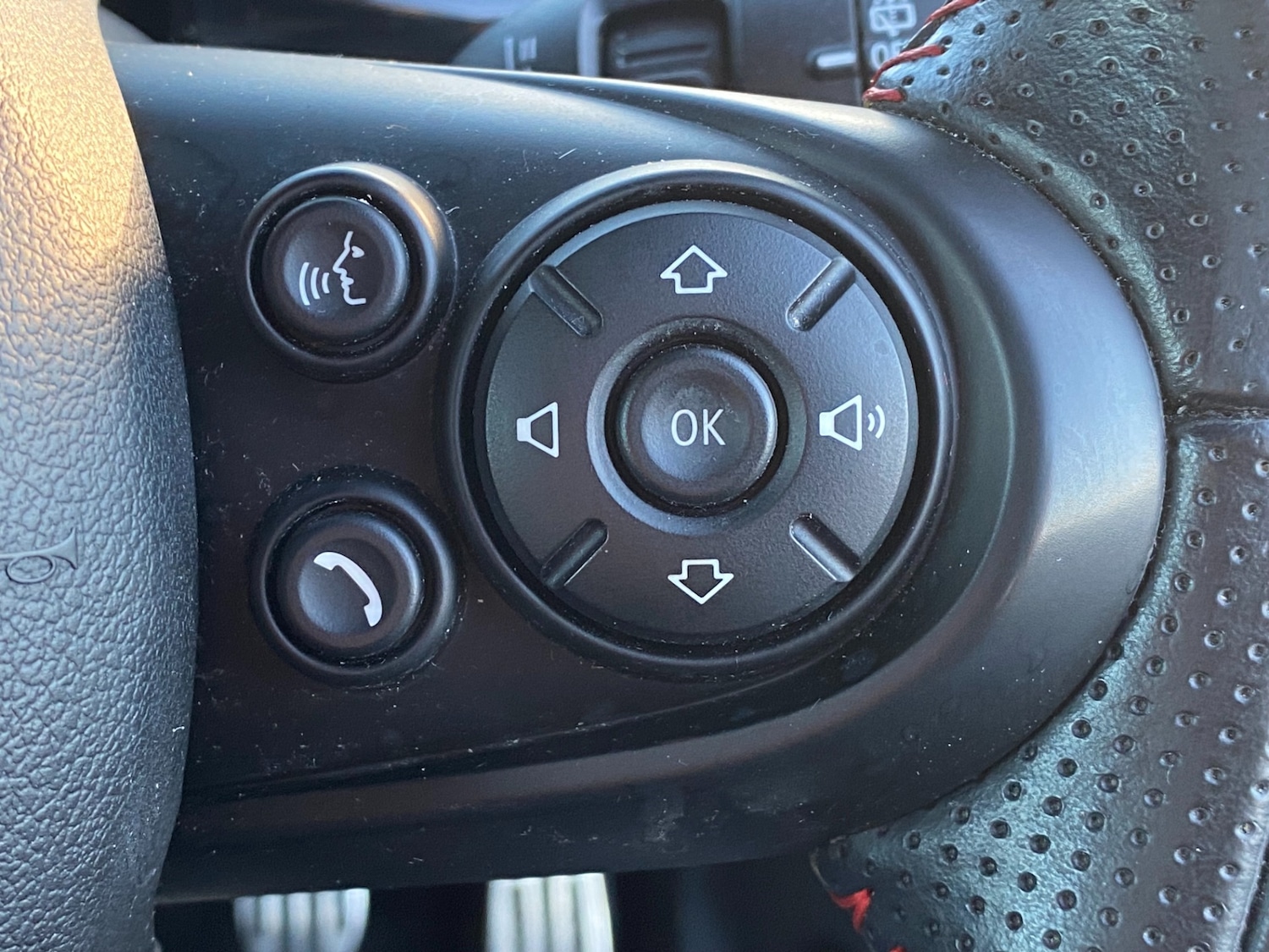 Used MINI Hatch 2017 for sale - 76741608: Photo 29