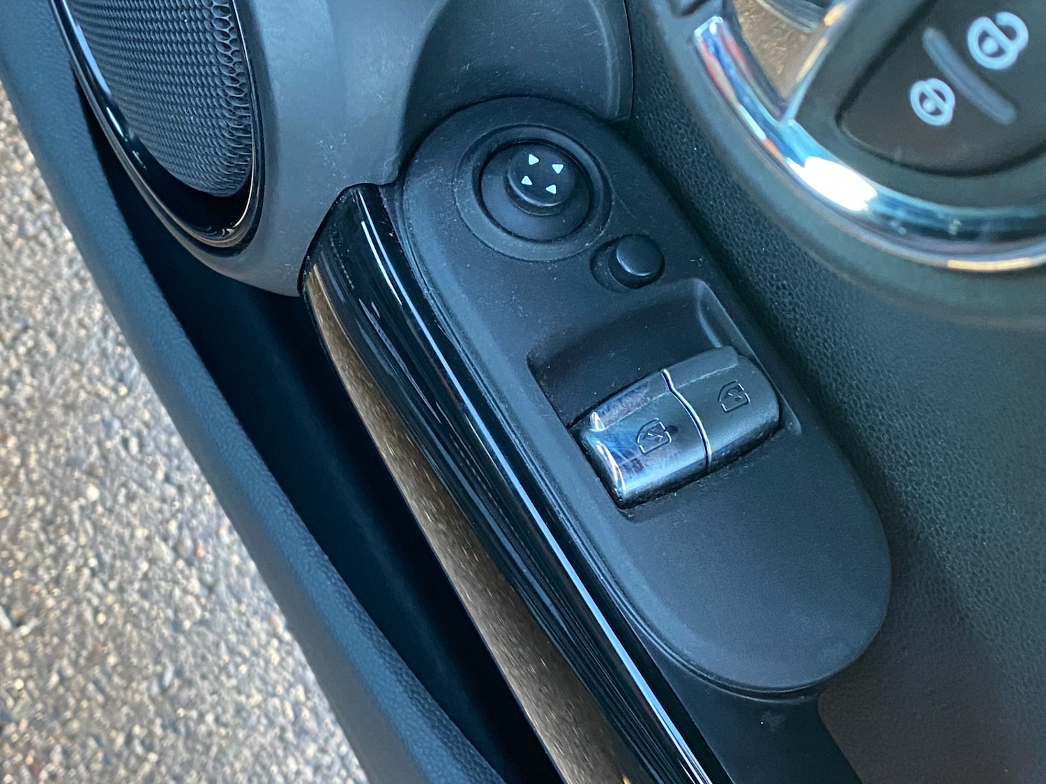 Used MINI Hatch 2017 for sale - 76741608: Photo 41