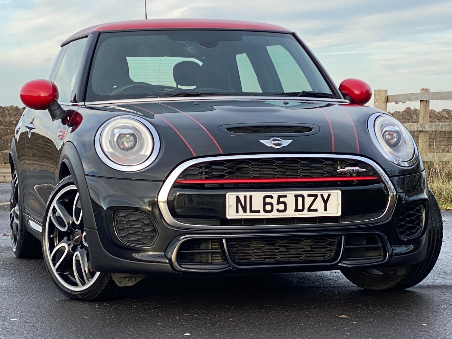 Used MINI Hatch 2015 for sale - 76933320: Photo 1