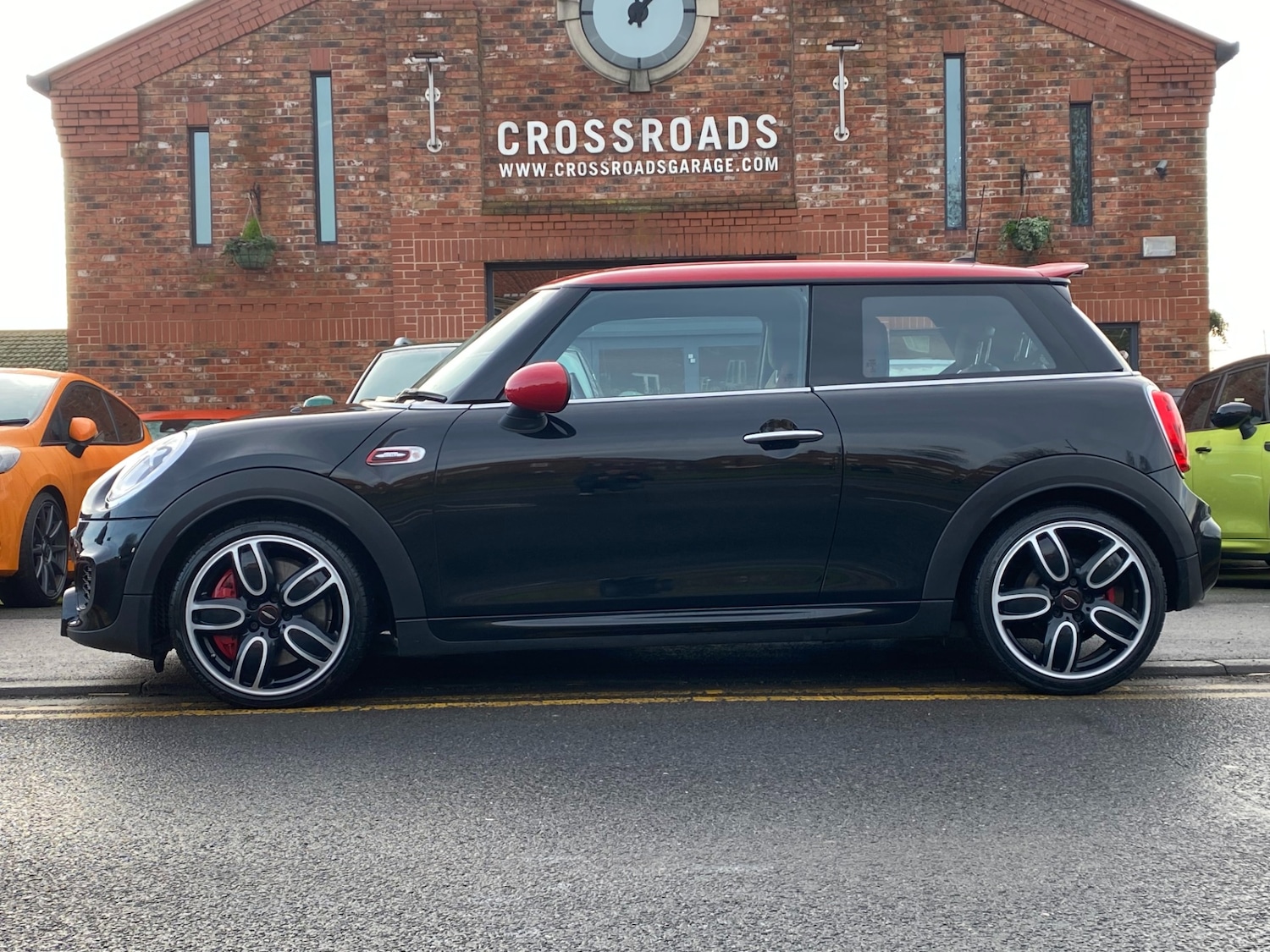 Used MINI Hatch 2015 for sale - 76933320: Photo 2