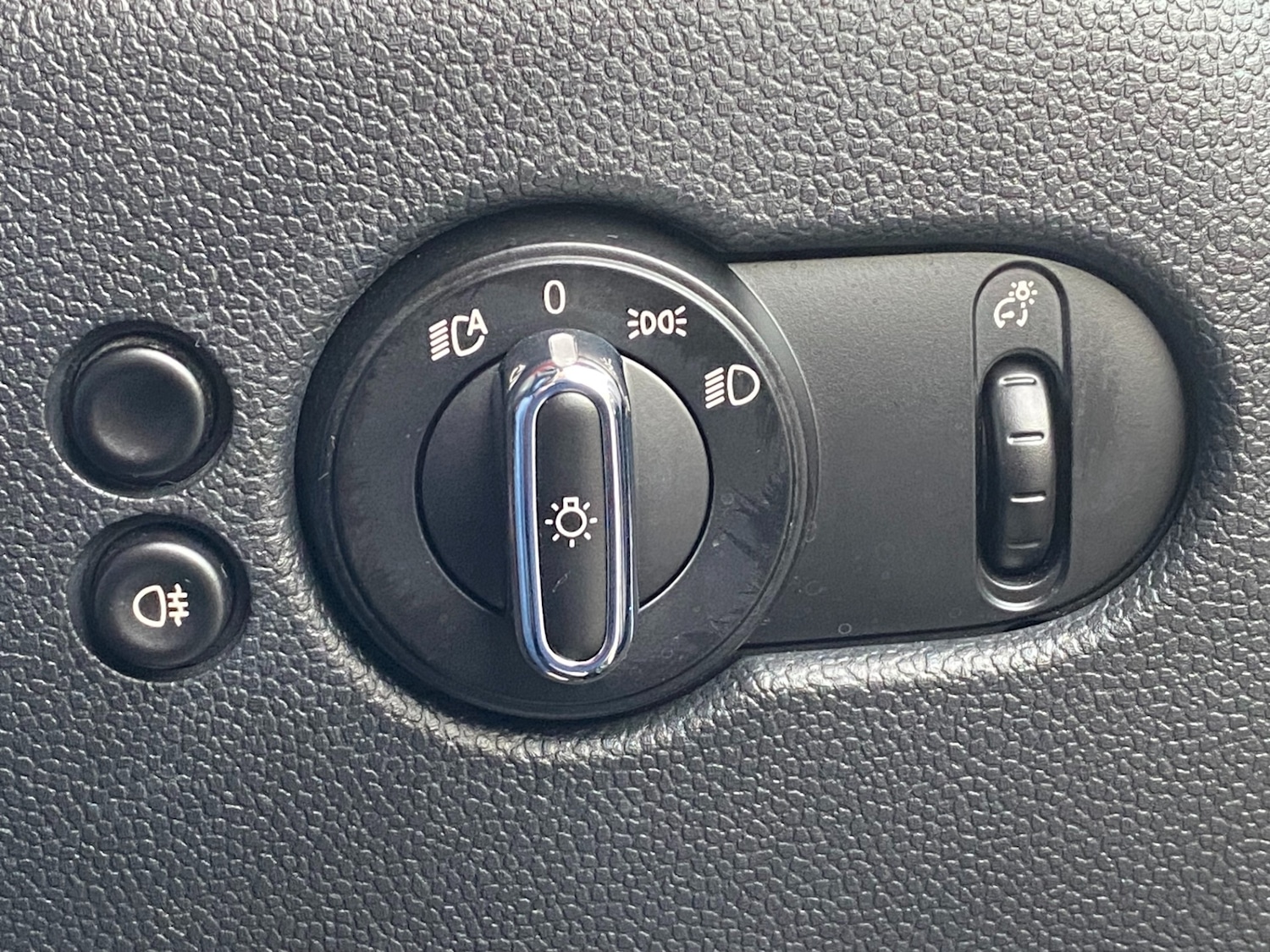 Used MINI Hatch 2015 for sale - 76933320: Photo 34