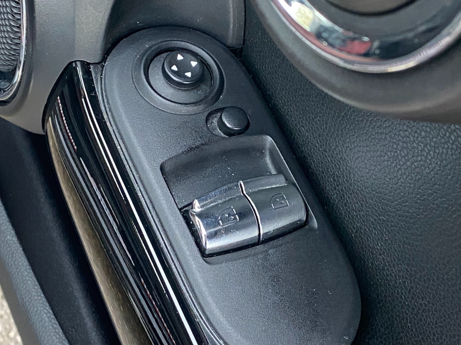 Used MINI Hatch 2015 for sale - 76933320: Photo 35