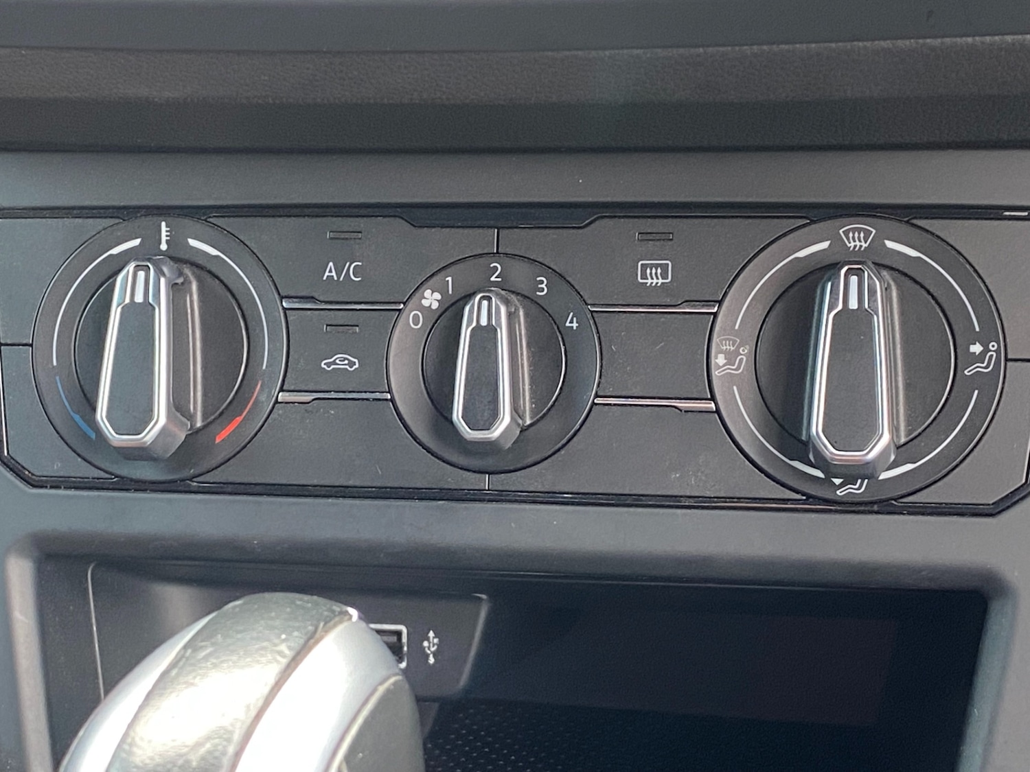 Used Volkswagen Polo 2019 for sale - 76497086: Photo 28