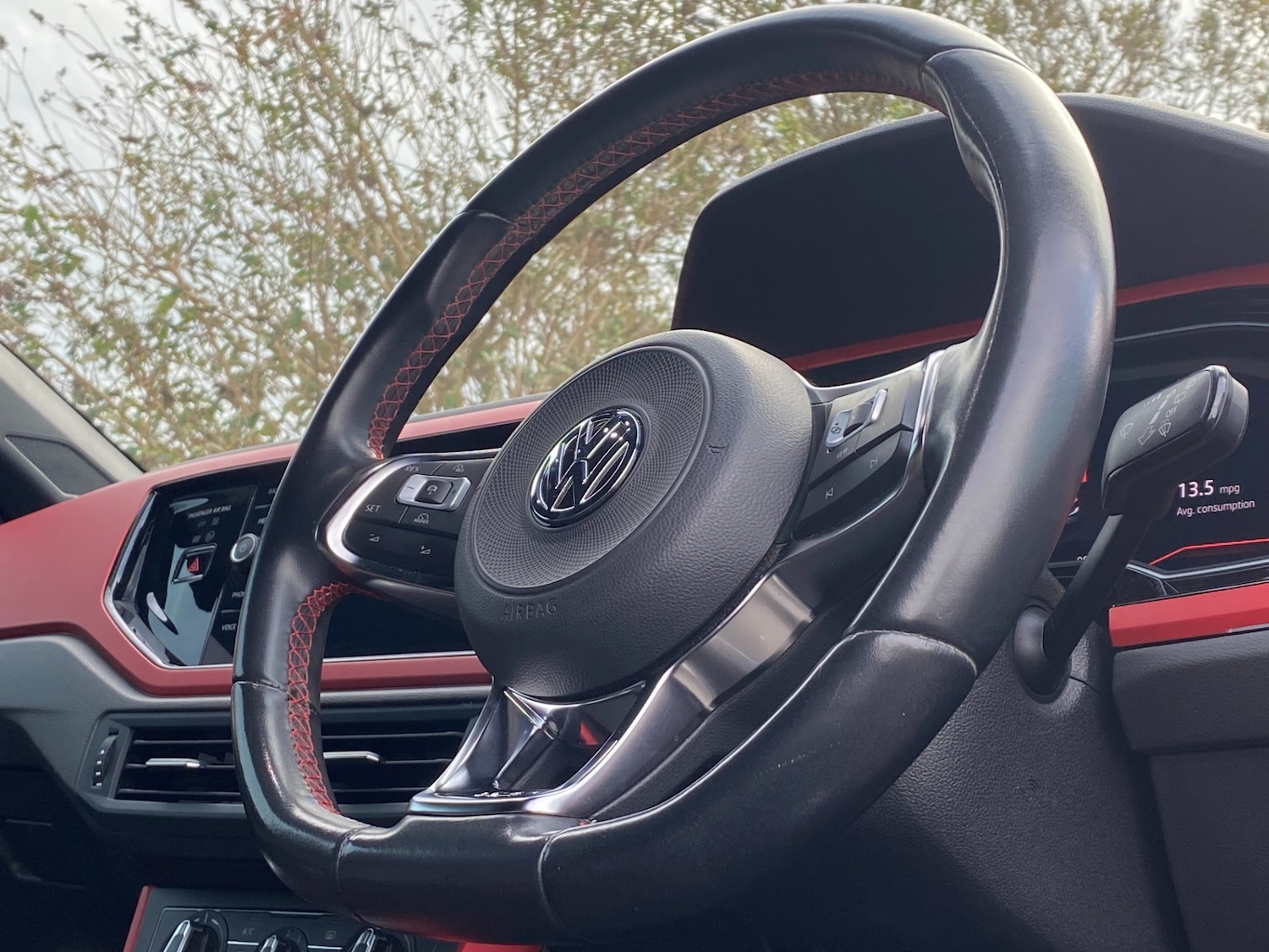 Used Volkswagen Polo 2019 for sale - 76497086: Photo 38