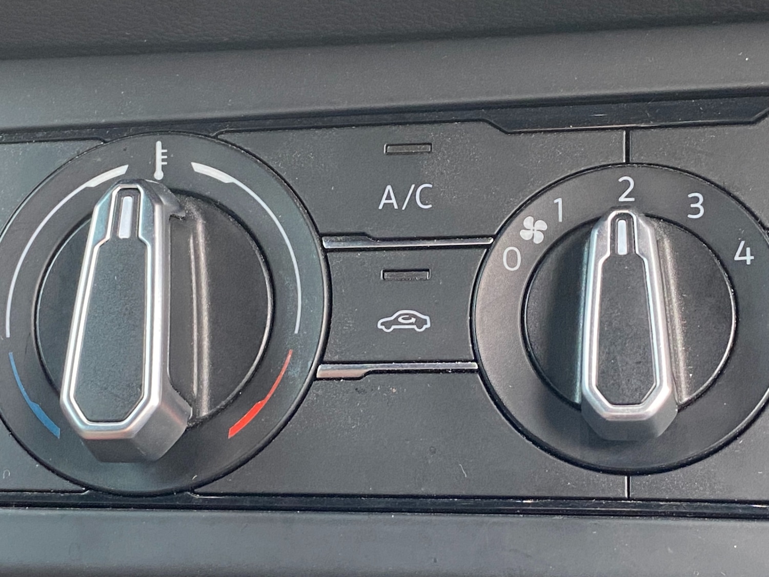 Used Volkswagen Polo 2019 for sale - 76497086: Photo 41