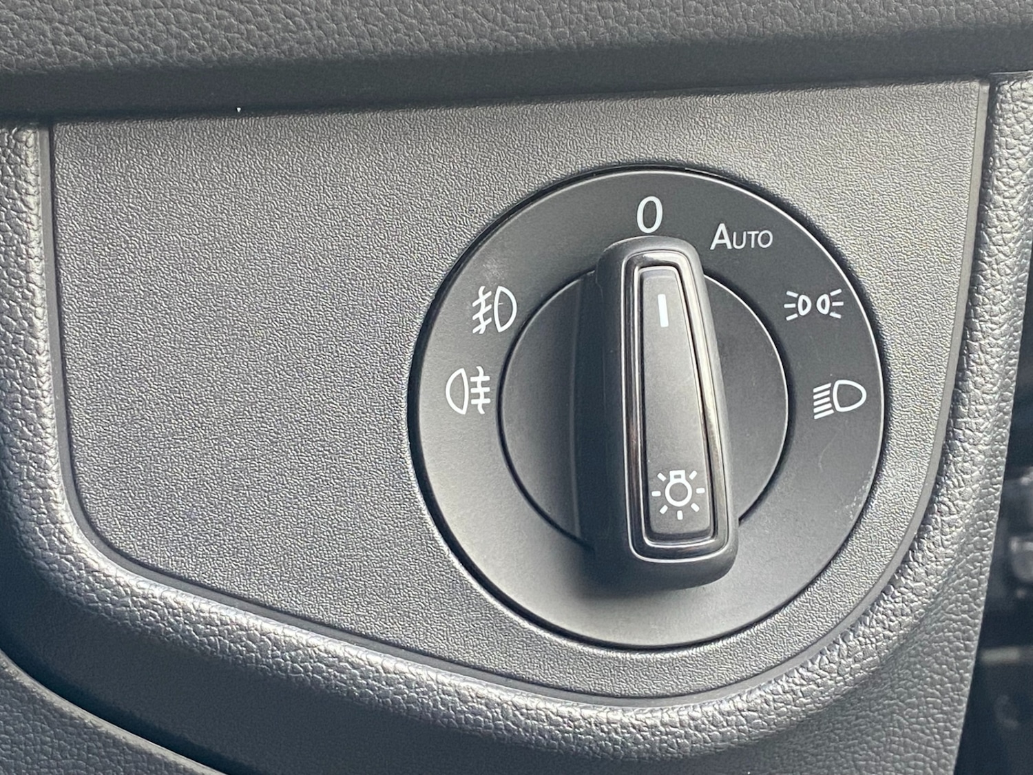 Used Volkswagen Polo 2019 for sale - 76497086: Photo 42