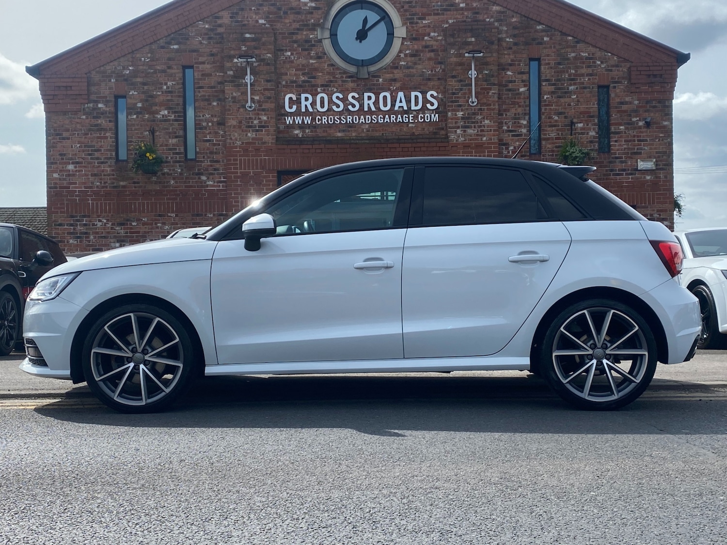 Used Audi A1 2018 for sale - 78202550: Photo 2