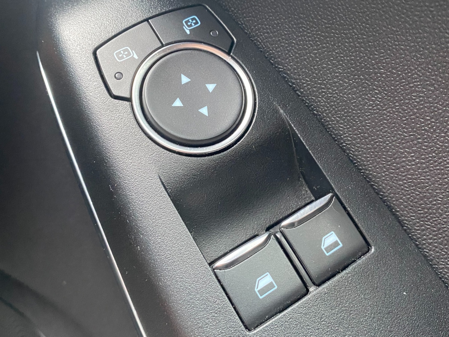 Used Ford Fiesta 2020 for sale - 77981927: Photo 40