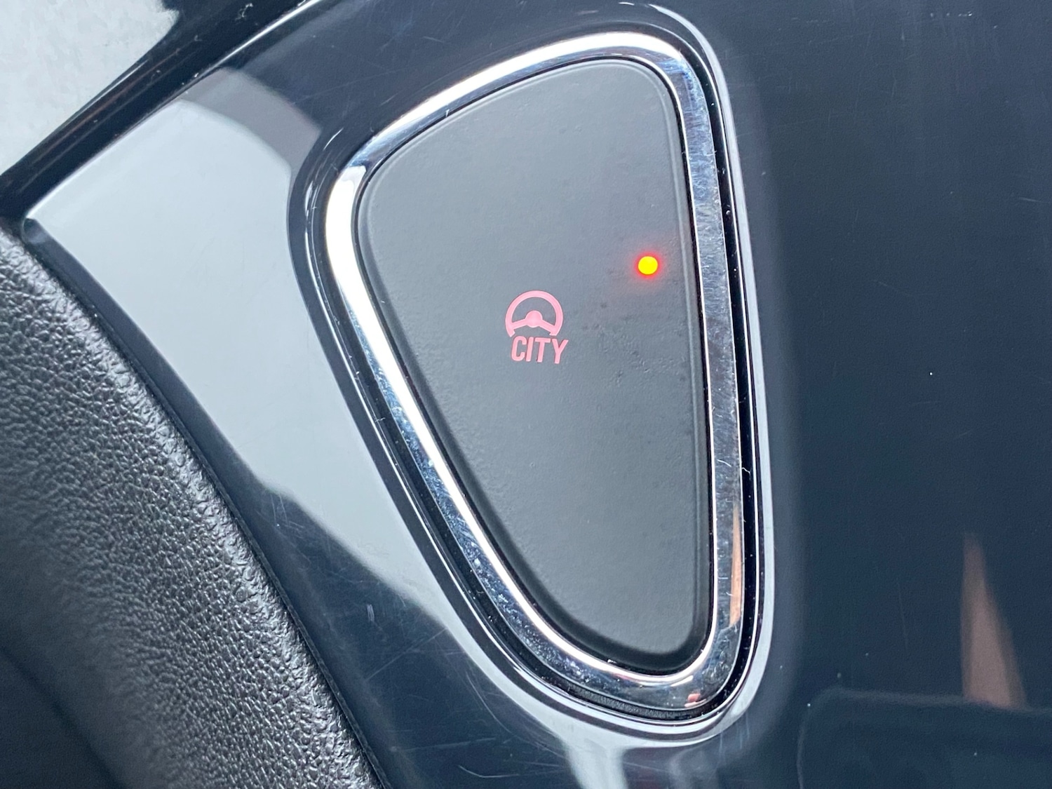 Used Vauxhall Corsa 2015 for sale - 77438586: Photo 25