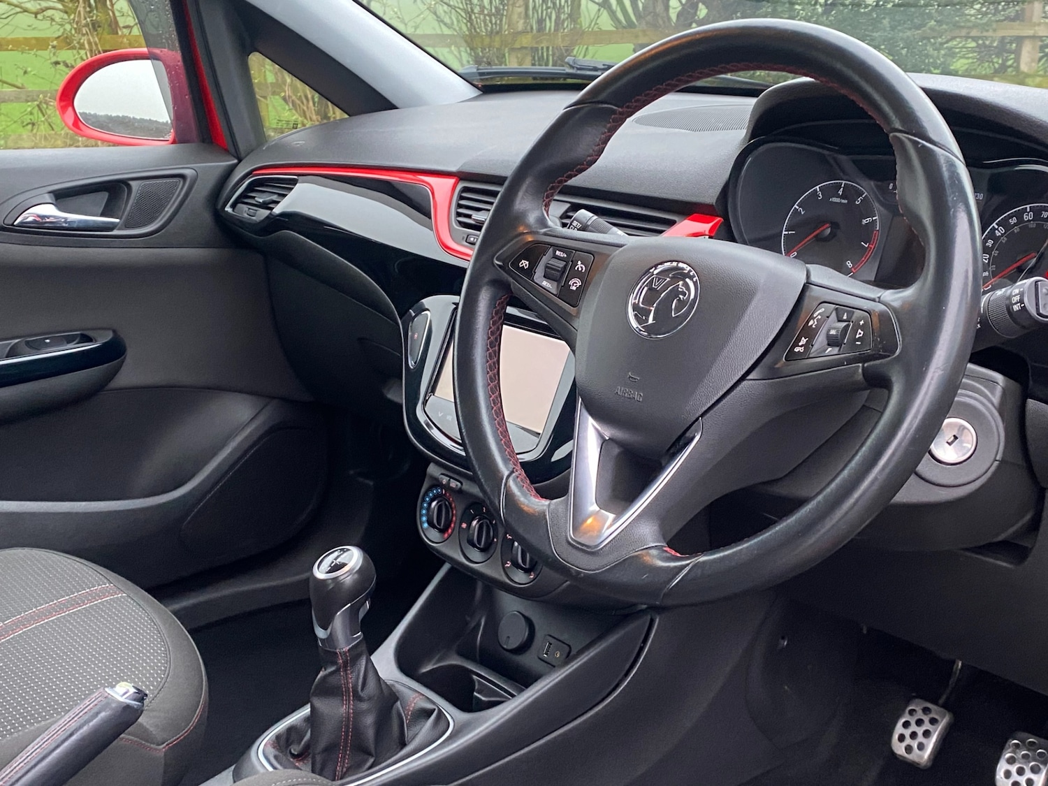 Used Vauxhall Corsa 2015 for sale - 77438586: Photo 4