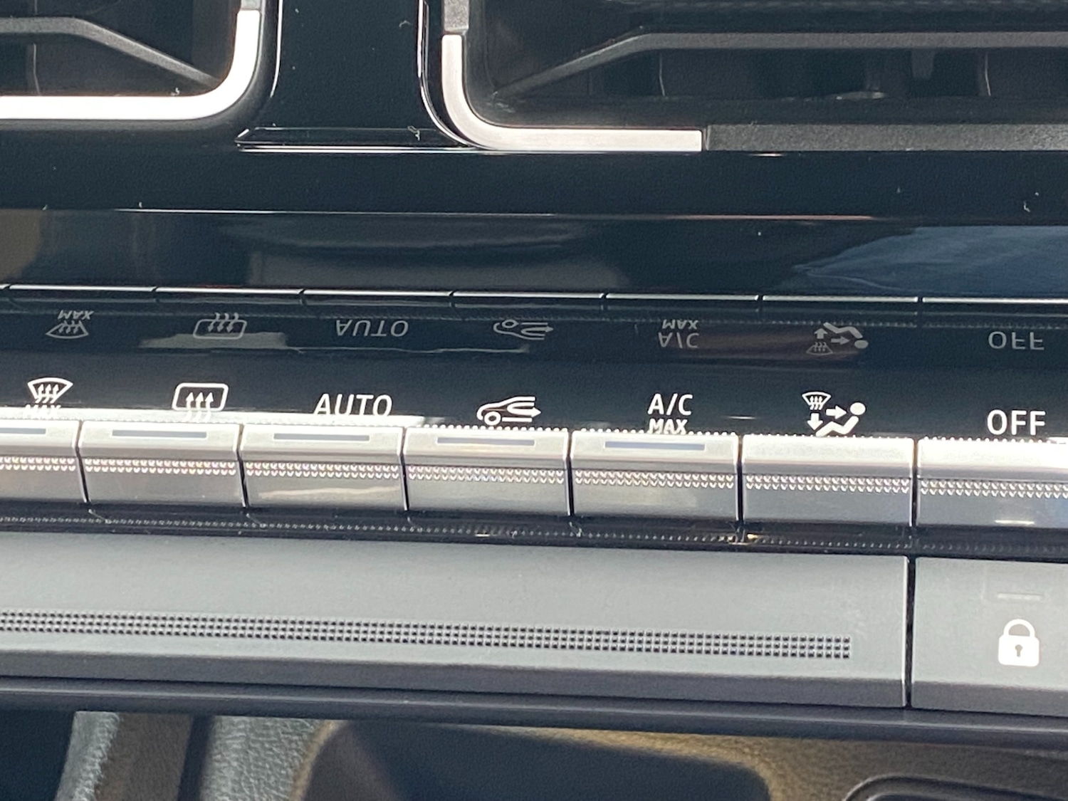 Used Renault 5 2025 for sale - 78046043: Photo 44