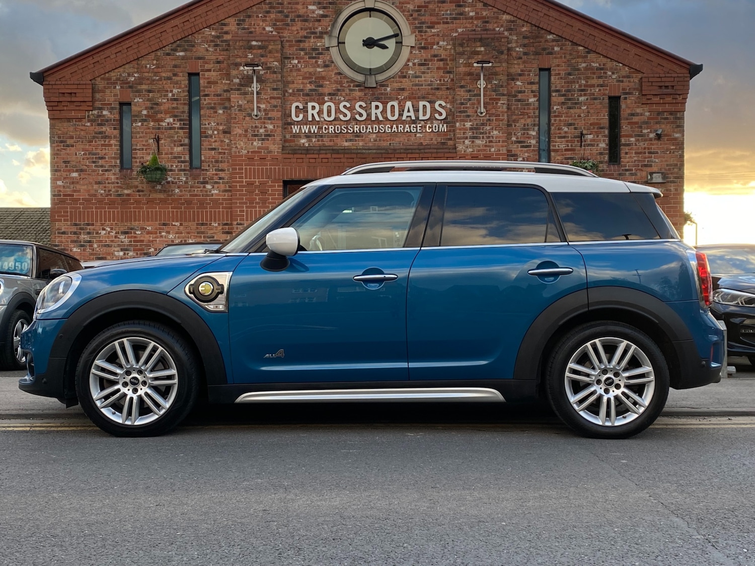 Used MINI Countryman 2019 for sale - 76397203: Photo 2