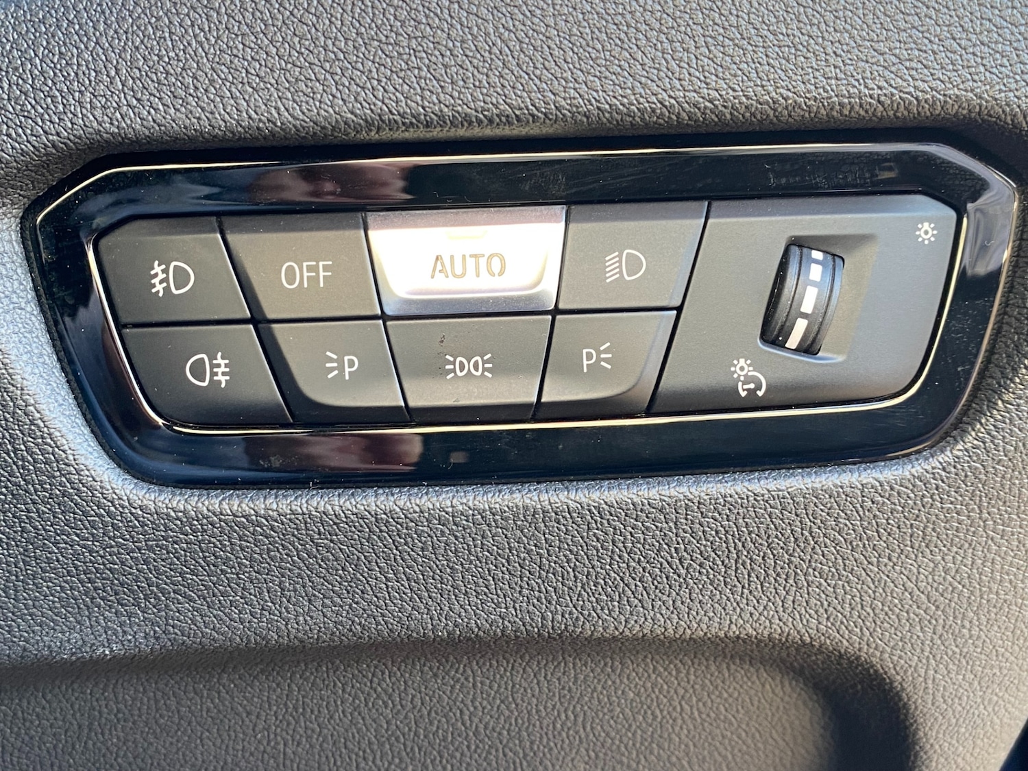 Used BMW 3 Series 2019 for sale - 76511127: Photo 39