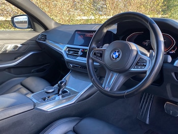 Used BMW 3 Series 2019 for sale - 76511127: Photo