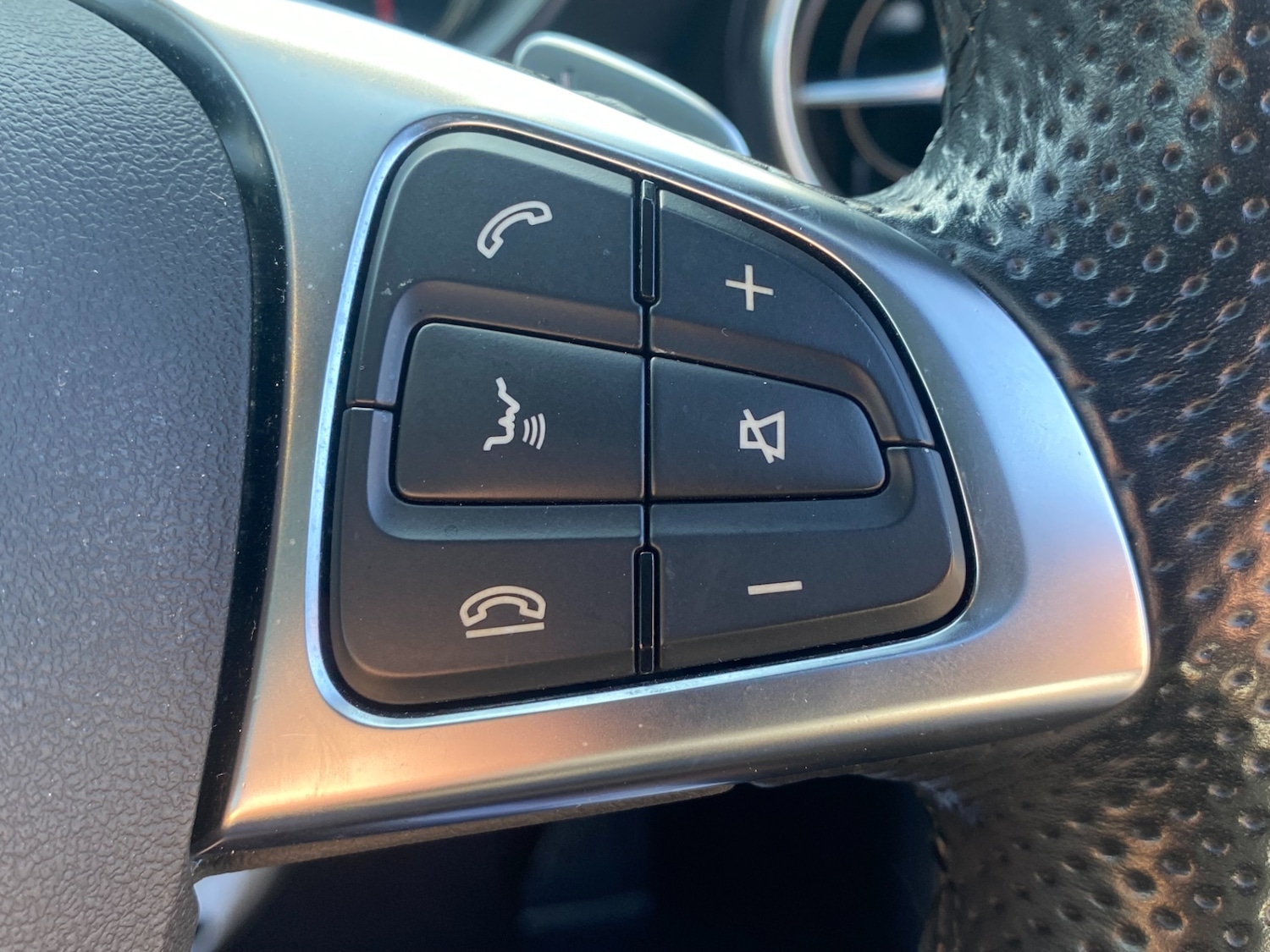 Used Mercedes-Benz SLC 2017 for sale - 77954503: Photo 31