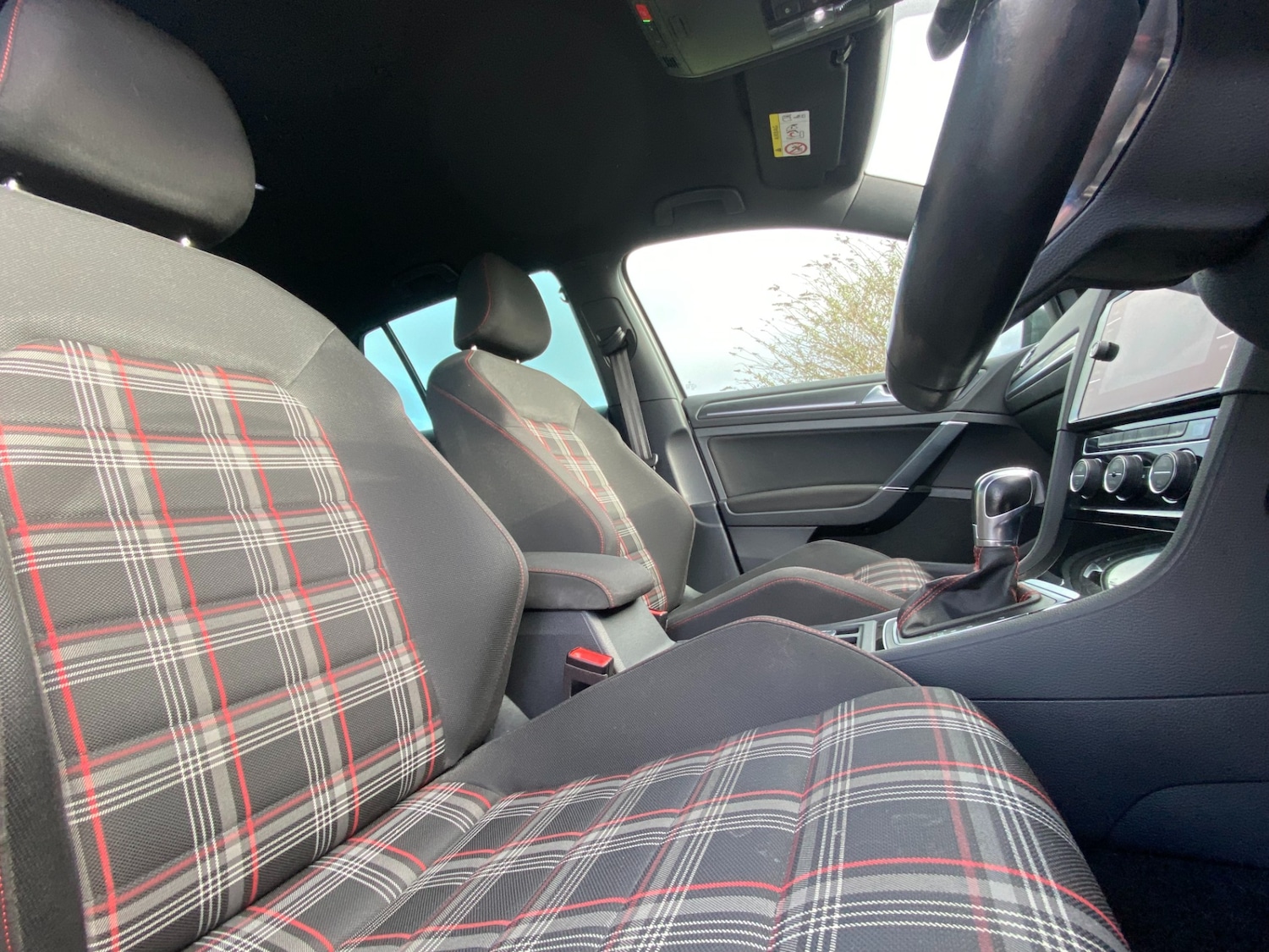 Used Volkswagen Golf 2019 for sale - 77314286: Photo 23