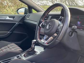 Used Volkswagen Golf 2019 for sale - 77314286: Photo