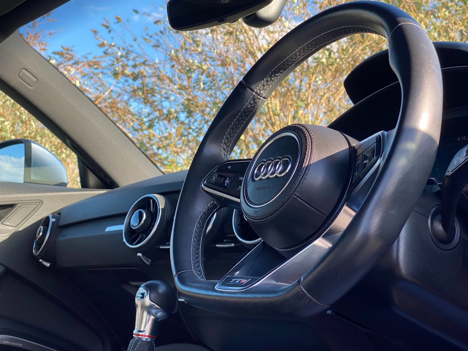 Used Audi TTS 2015 for sale - 76188387: Photo 35